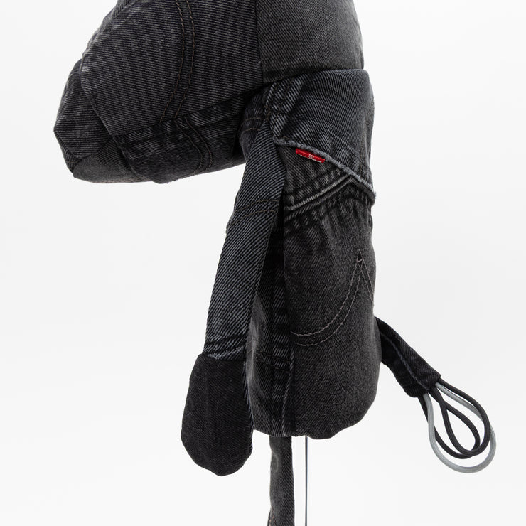black pockets