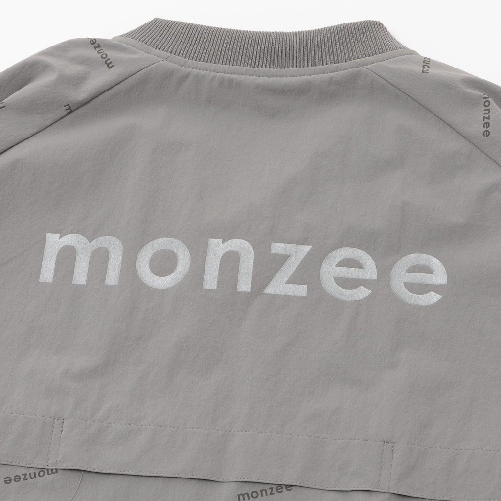 monzee monzeeロゴスニード グレー
